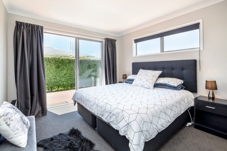 Photo of property in 27 Tuscan Lane, Martinborough, 5711