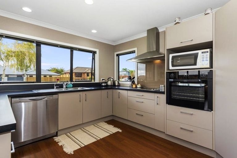 Photo of property in 45 Barrington Drive, Huntington, Hamilton, 3210