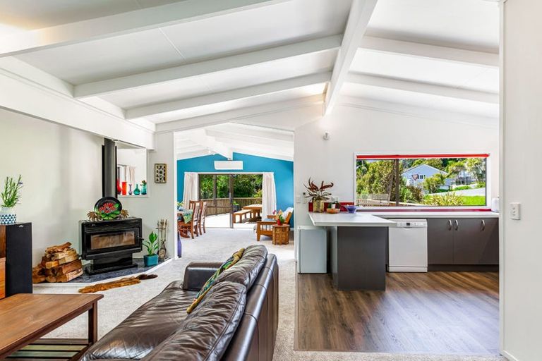 Photo of property in 59 Stillwater Crescent, Stillwater, Silverdale, 0993