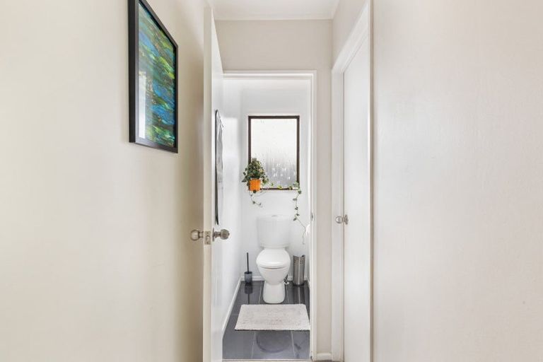 Photo of property in 10b Brierley Place, Marfell, New Plymouth, 4310