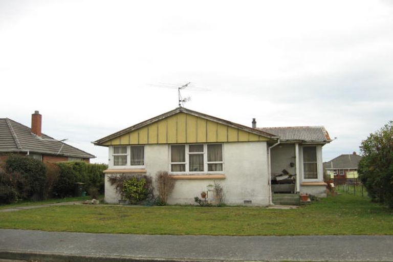 Photo of property in 13 Manapouri Street, Strathern, Invercargill, 9812