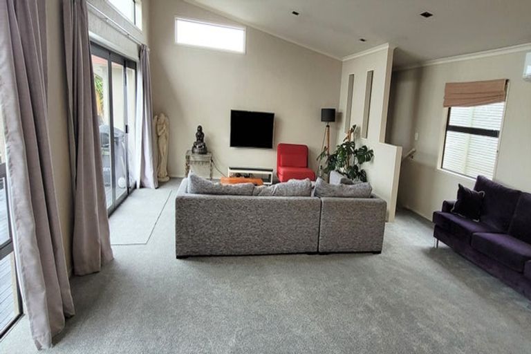 Photo of property in 74 Waikite Road, Welcome Bay, Tauranga, 3112