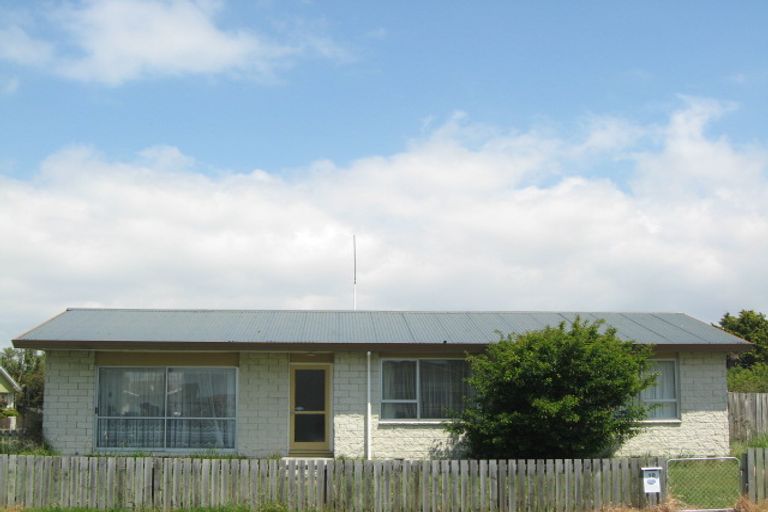 Photo of property in 10 Guernsey Street, Aranui, Christchurch, 8061