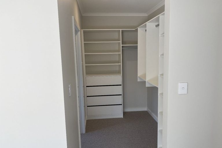 Photo of property in 2 Grove Lane, Omokoroa, 3114