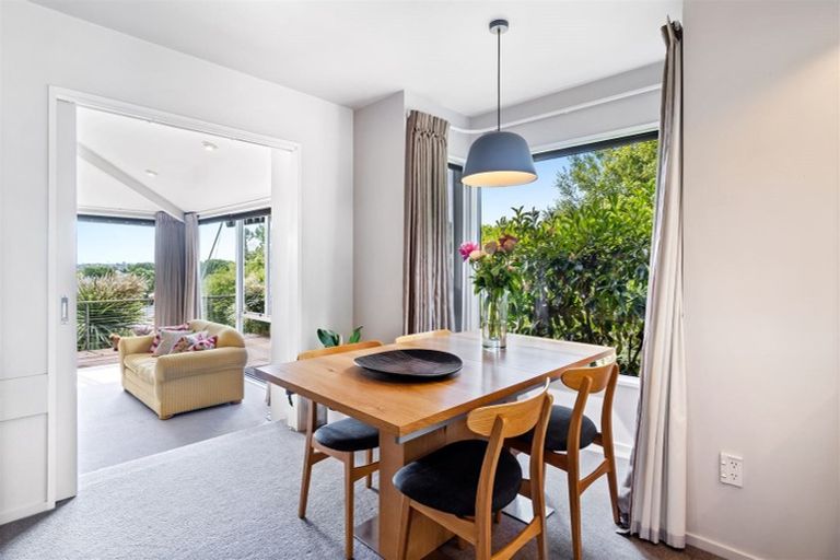 Photo of property in 8 Rhodesvale Terrace, Cashmere, Christchurch, 8022