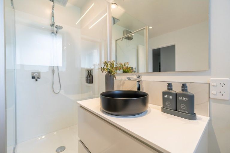 Photo of property in 14 Harrison Court, Te Anau, 9600