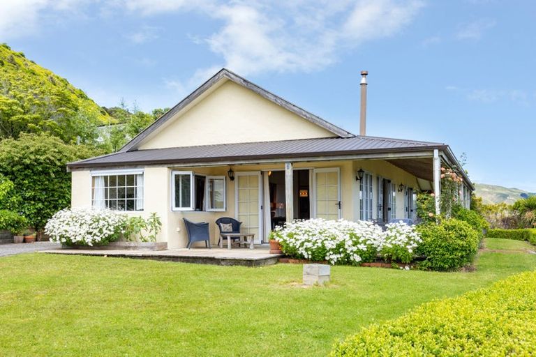 Photo of property in 17 Kea Street, Waikanae, 5036