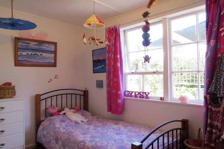 Photo of property in 25b Frederick Street, Coromandel, 3506