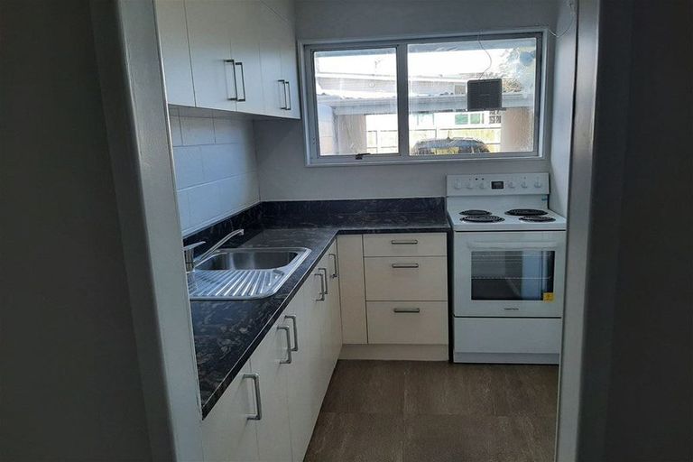 Photo of property in 3/45 Kenderdine Road, Papatoetoe, Auckland, 2025