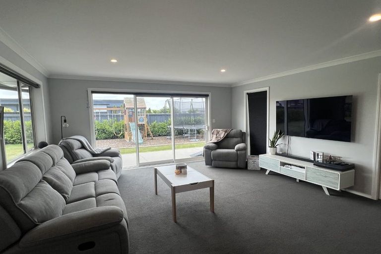 Photo of property in 30 Macphail Avenue, Rangiora, 7400