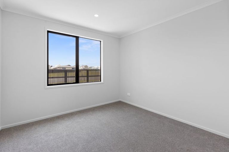 Photo of property in 65 Empire Crescent, Papamoa, 3118