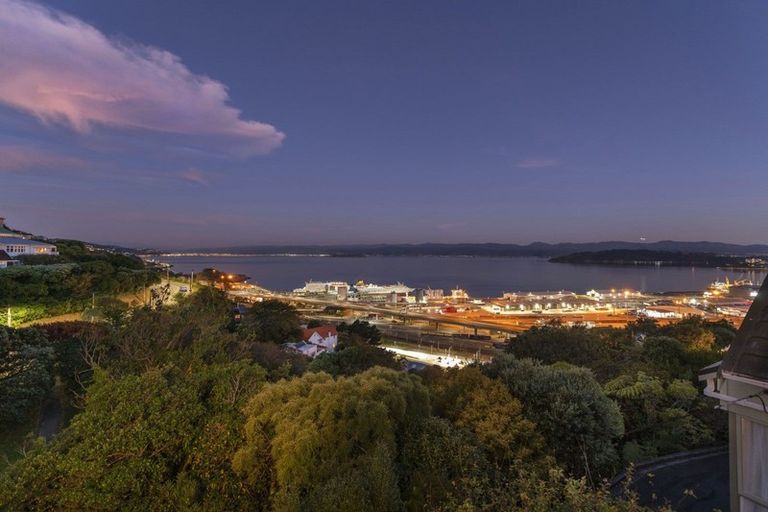 Photo of property in 22b Orchard Street, Wadestown, Wellington, 6012