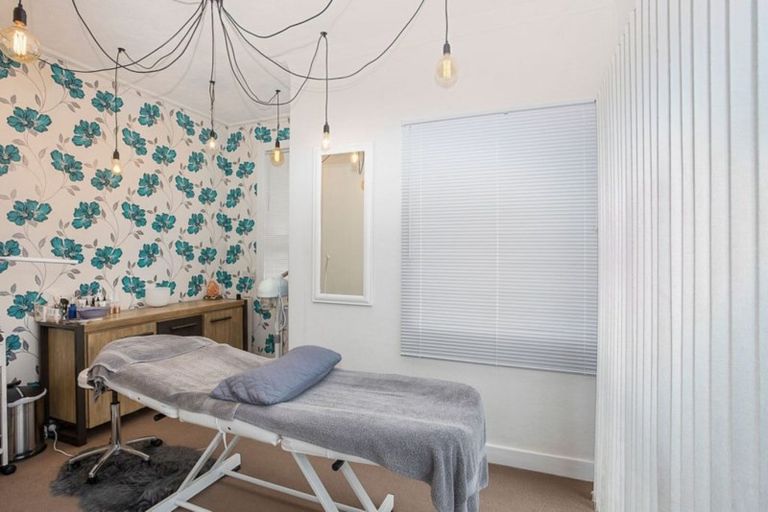 Photo of property in 418 Tay Street, Turnbull Thomson Park, Invercargill, 9810