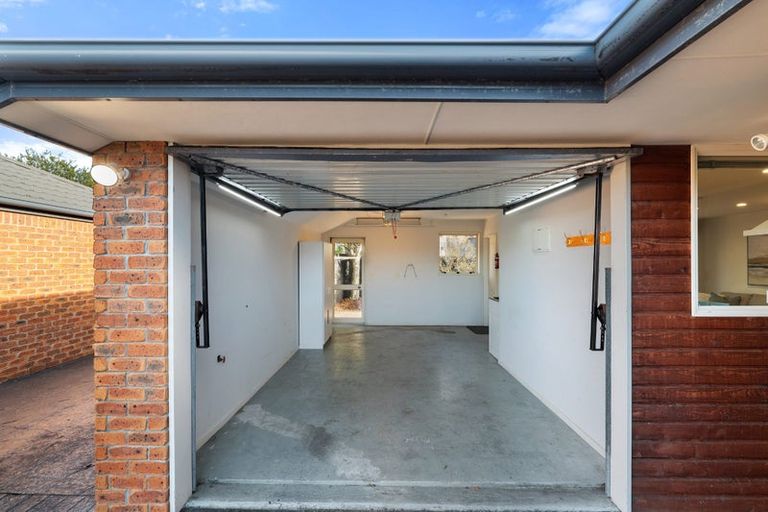 Photo of property in 93b Peverel Street, Riccarton, Christchurch, 8041