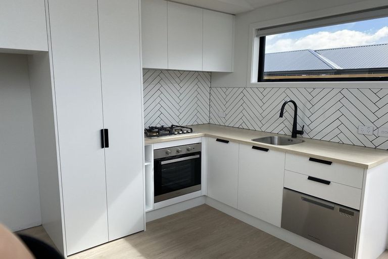 Photo of property in 18 Fallow Street, Jacks Point, 9371