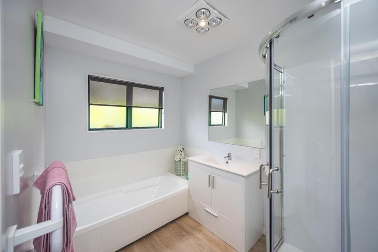 Photo of property in 271 Grandview Road, Western Heights, Hamilton, 3200