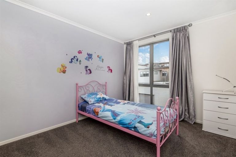 Photo of property in 3 Meteor Road, Hobsonville, Auckland, 0616