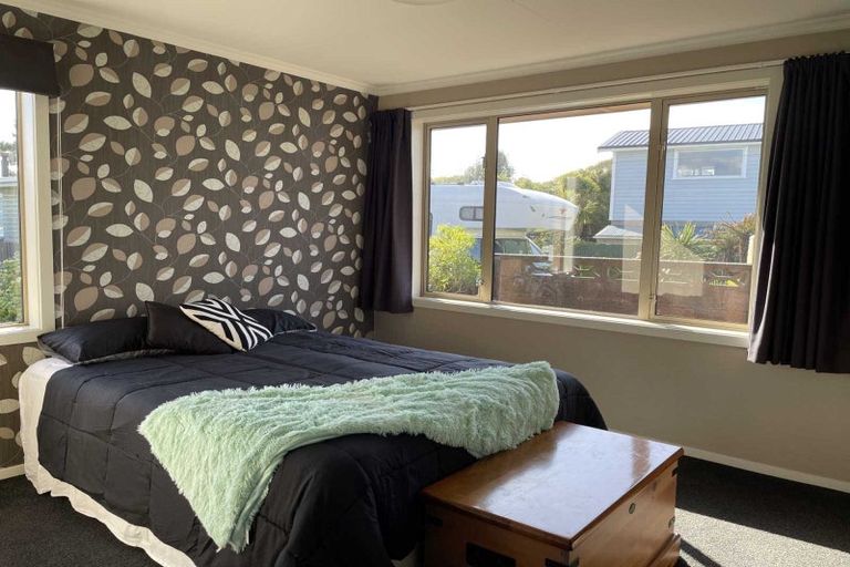 Photo of property in 36 John Street, Otatara, Invercargill, 9879