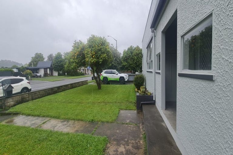 Photo of property in 438 Gloucester Street, Taradale, Napier, 4112