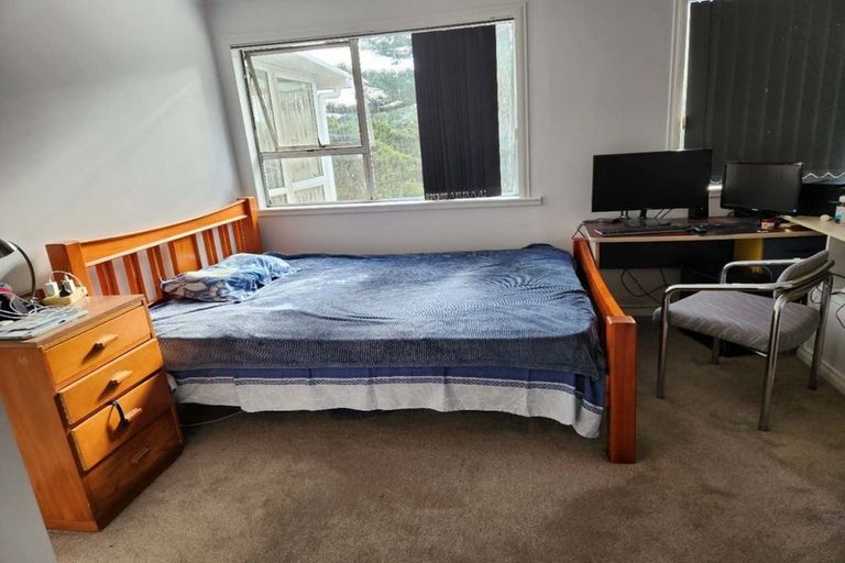 Photo of property in 2/19 Stanley Road, Glenfield, Auckland, 0629