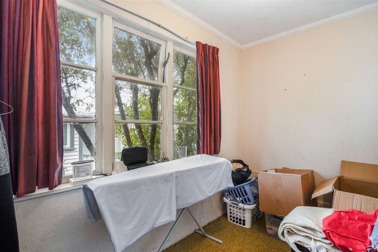 Photo of property in 52 Fraser Avenue, Johnsonville, Wellington, 6037