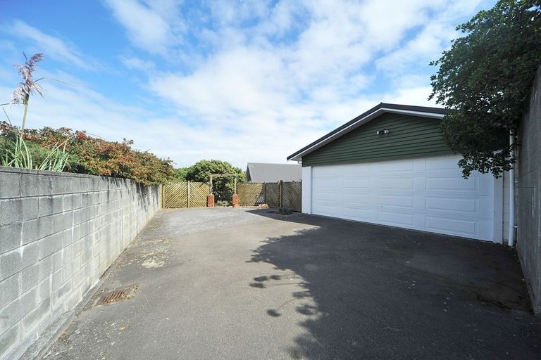 Photo of property in 25 Seatoun Heights Road, Miramar, Wellington, 6022