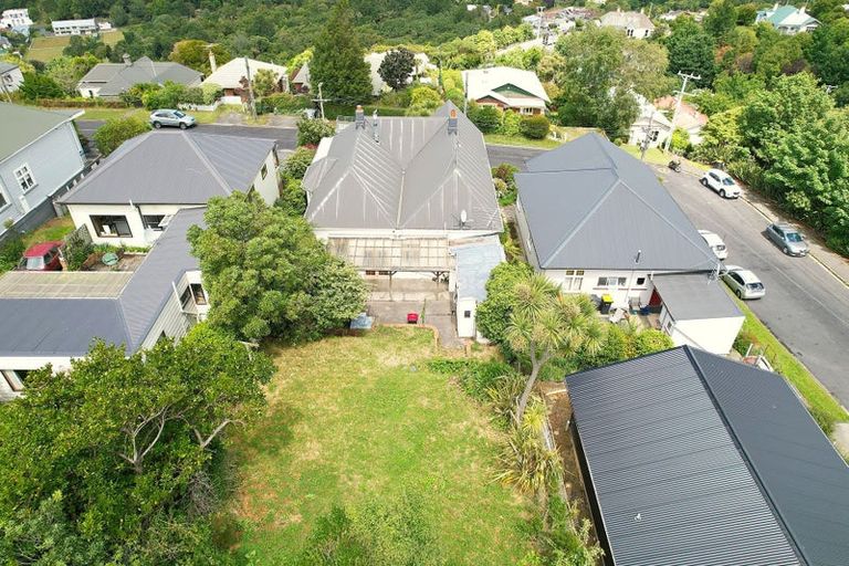 Photo of property in 32 Clifford Street, Dalmore, Dunedin, 9010