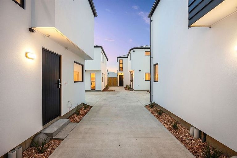 Photo of property in 198a Linwood Avenue, Linwood, Christchurch, 8011