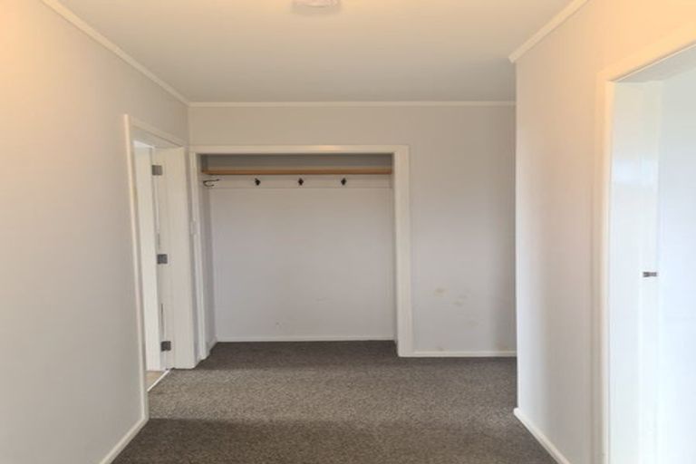 Photo of property in 35 Bedford Street, Cannons Creek, Porirua, 5024