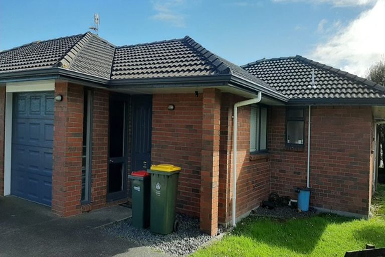 Photo of property in 18 Carlingford Drive, East Tamaki, Auckland, 2016