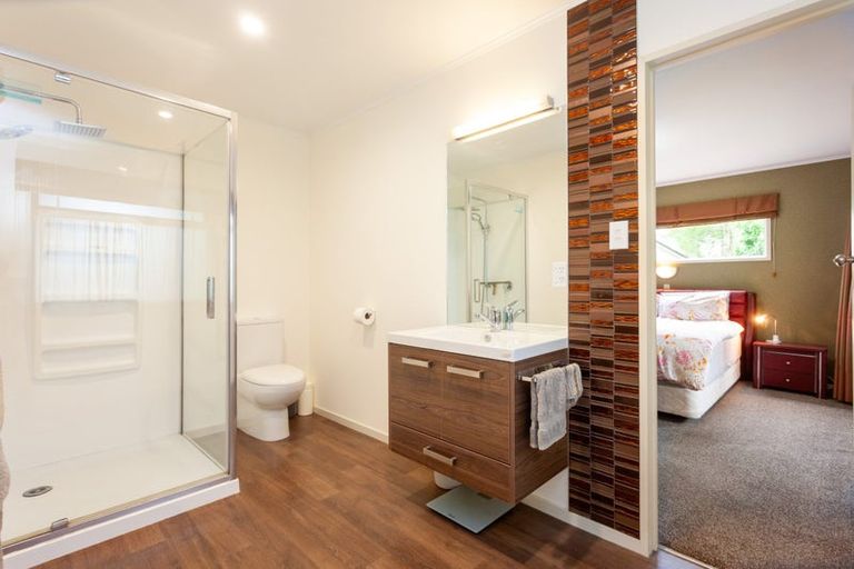 Photo of property in 206 Thornton Road, Cambridge, 3434