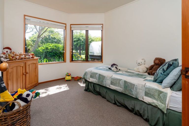 Photo of property in 14a Puriri Road, Waikanae, 5036