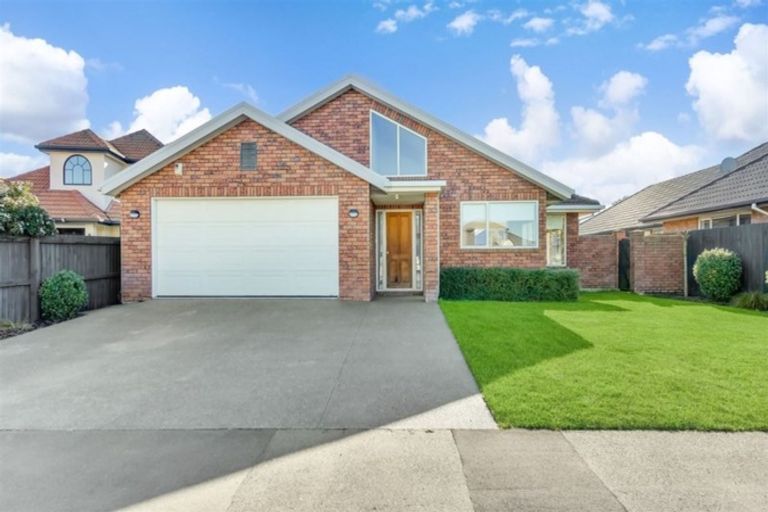 Photo of property in 38 Forest Drive, Parklands, Christchurch, 8083