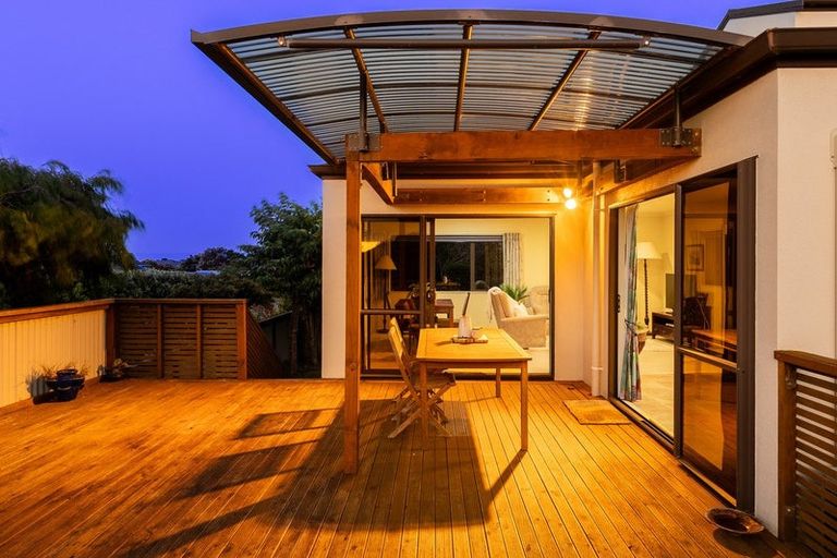 Photo of property in 175 Weggery Drive, Waikanae Beach, Waikanae, 5036