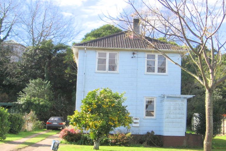 Photo of property in 48 Banbury Crescent, Fairfield, Hamilton, 3214