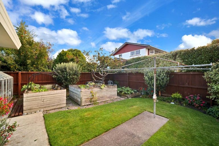 Photo of property in 287 Avonhead Road, Avonhead, Christchurch, 8042