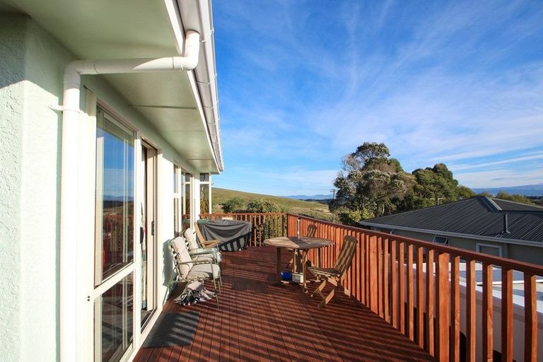 Photo of property in 23 Selwyn Street, South Hill, Oamaru, 9400