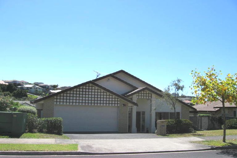 Photo of property in 6 Phoebe Meikle Place, Torbay, Auckland, 0630