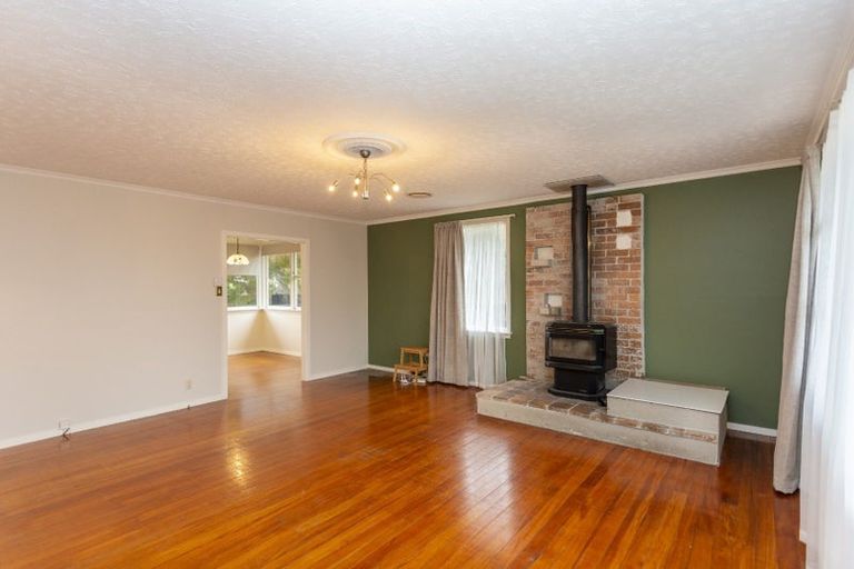 Photo of property in 28 Barnes Road, Redwood, Christchurch, 8051