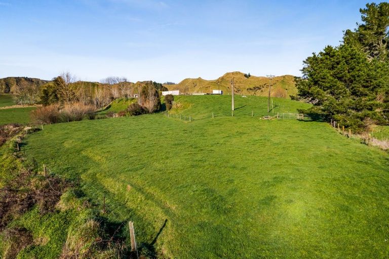 Photo of property in 2625 Ohura Road, Strathmore, Stratford, 4392