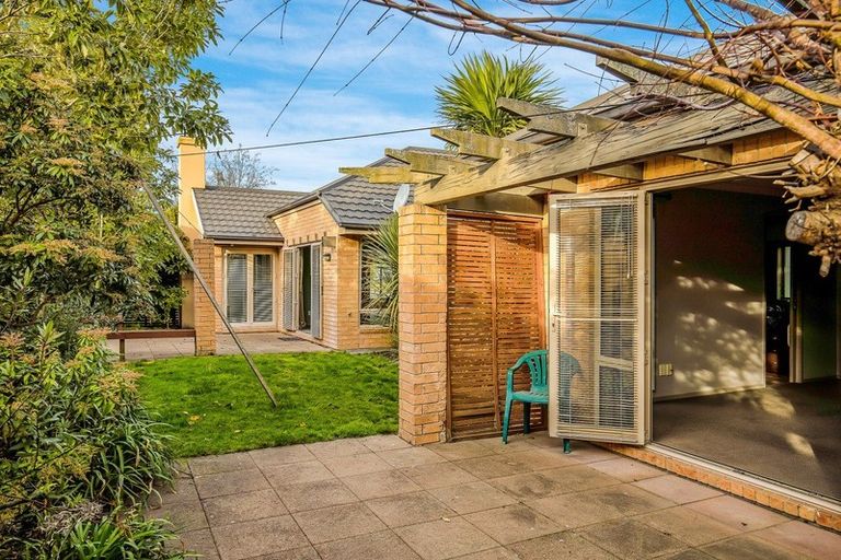 Photo of property in 2 Tanu Place, Parklands, Christchurch, 8083