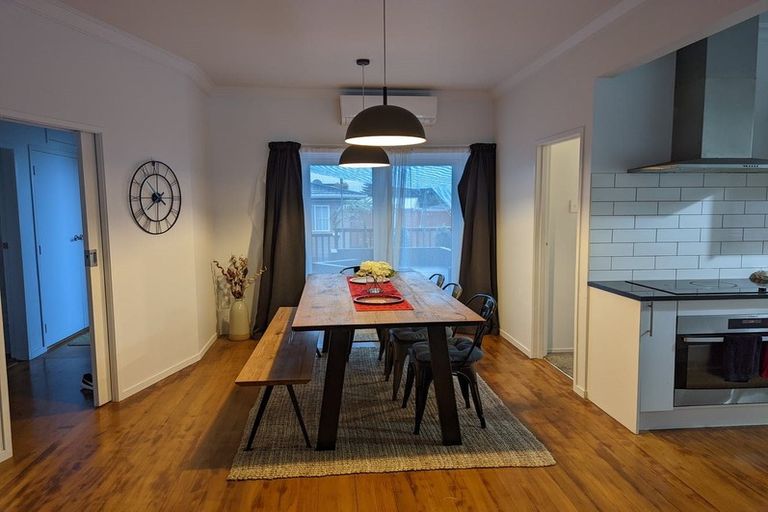 Photo of property in 16 Maxwell Avenue, Papatoetoe, Auckland, 2025