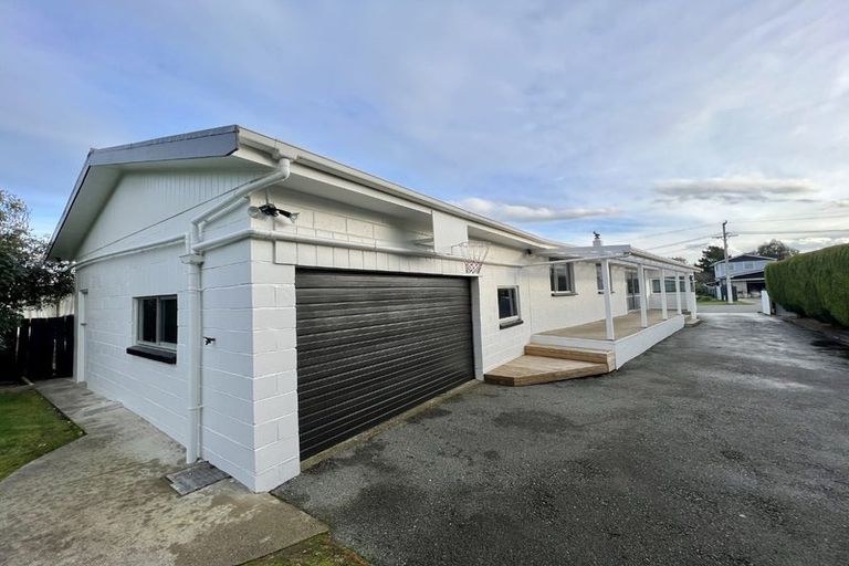Photo of property in 33 John Street, Otatara, Invercargill, 9879