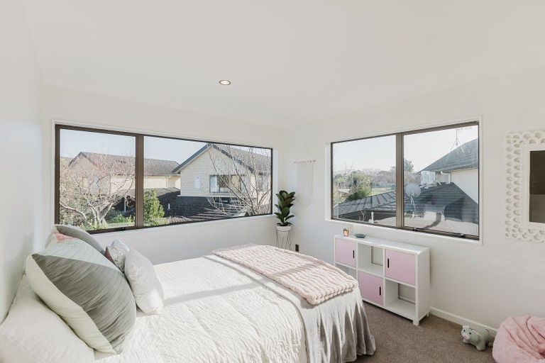 Photo of property in 42 Waterstone Avenue, Paraparaumu, 5032