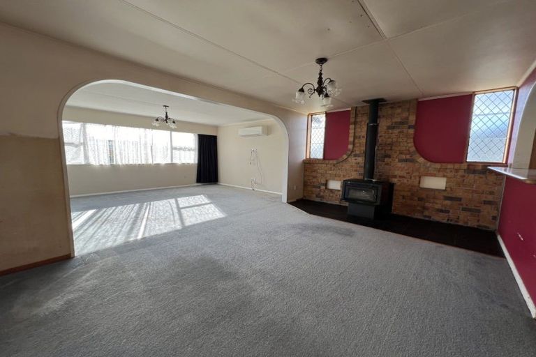 Photo of property in 13 High Street, Bulls, 4818