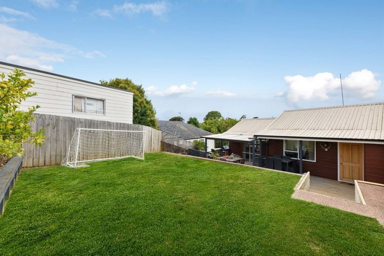 Photo of property in 2/23 Duncan Avenue, Te Atatu South, Auckland, 0610