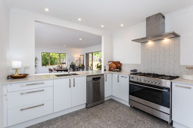 Photo of property in 34 Te Kauri Place, Helensville, 0800