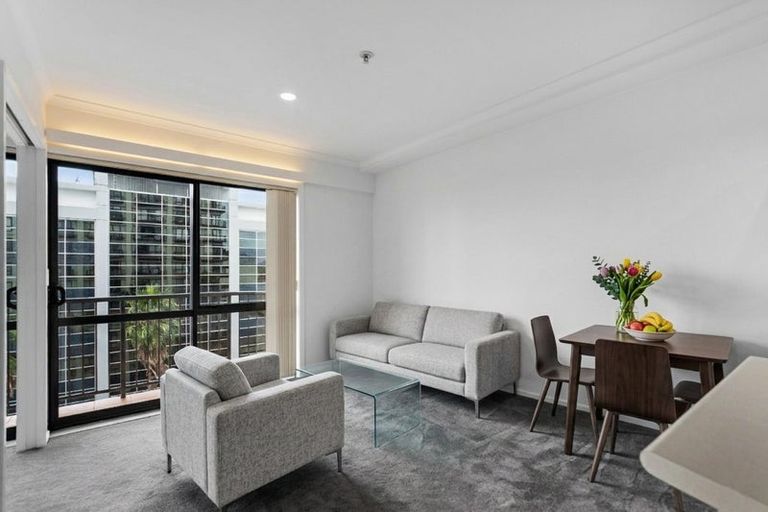 Photo of property in The Rennaissance, 6i/18 Ronwood Avenue, Manukau, Auckland, 2104