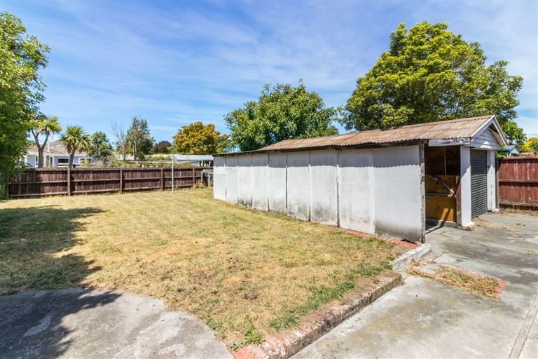 Photo of property in 15 Glenfield Crescent, Mairehau, Christchurch, 8052