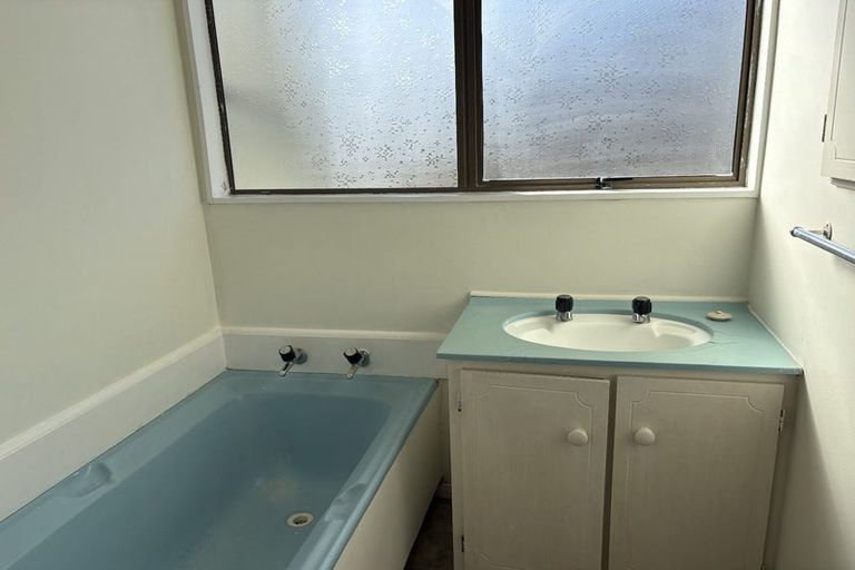 Photo of property in 33 Ratima Place, Whakatane, 3120